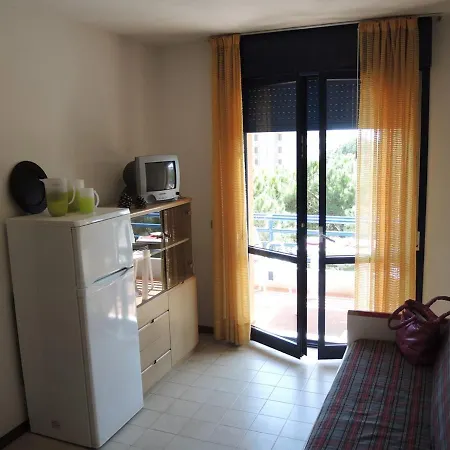 Apartment Beautiful 100m From The Of